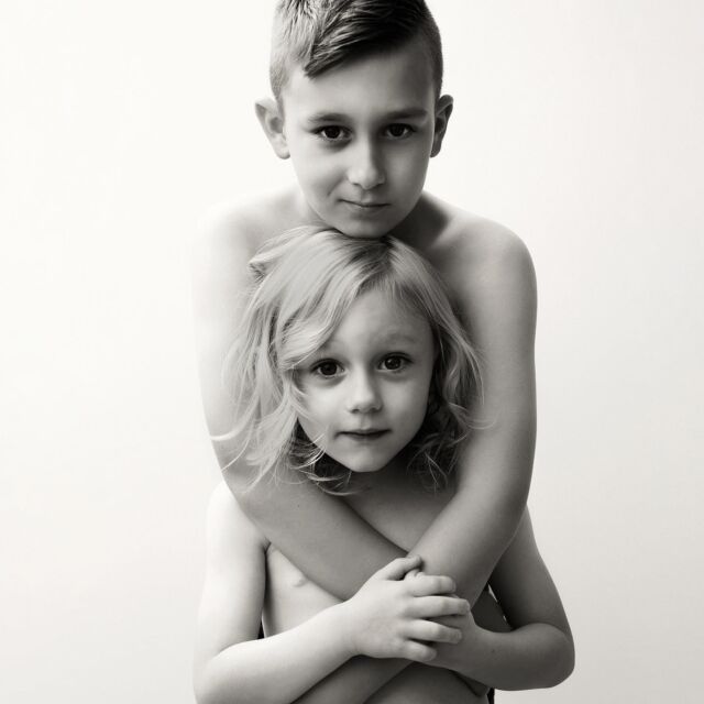 Mason and Conall couldn’t have been more different from one another, from there looks all the way down to their personality. But they were both super loveable and playful to work with and shared such a beautiful connection that melted our hearts 💕