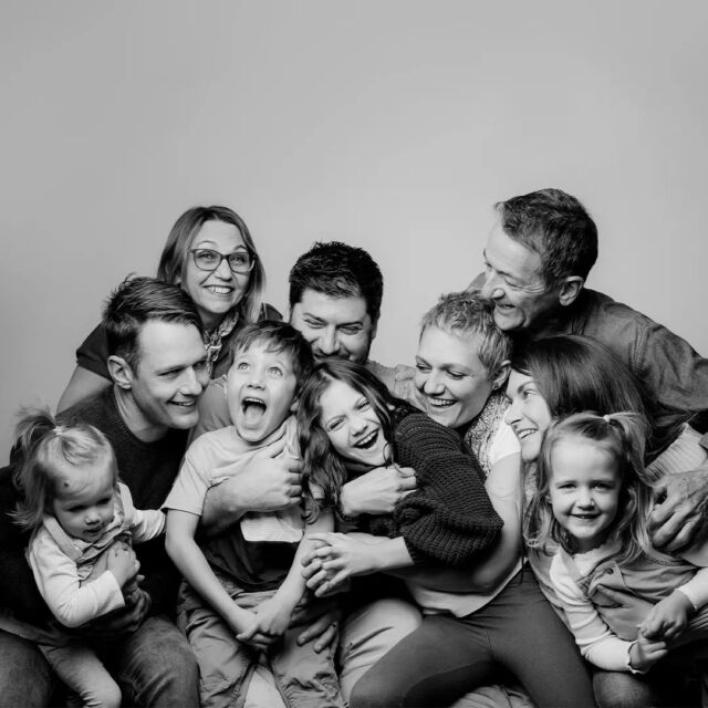 We just love seeing multiple generations in for a family photoshoots. This is one of our favourites that came through this month. We have had quite a number of multiple gen bookings over the Christmas holidays while the whole family is together. Get in touch with us if you want to book in too.
